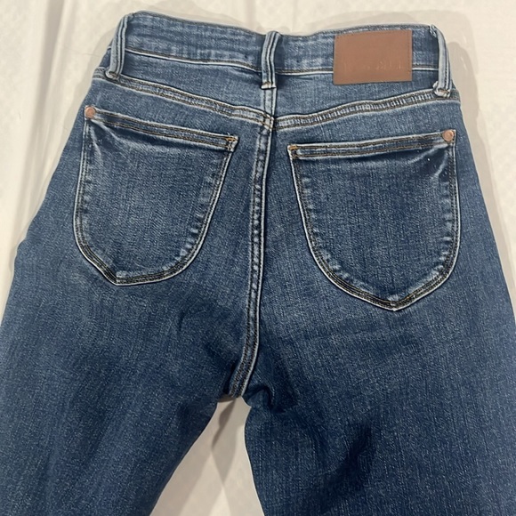 Judy Blue “Star of the Show” jeans size 1/25 (Slim Fit) - Picture 3 of 6